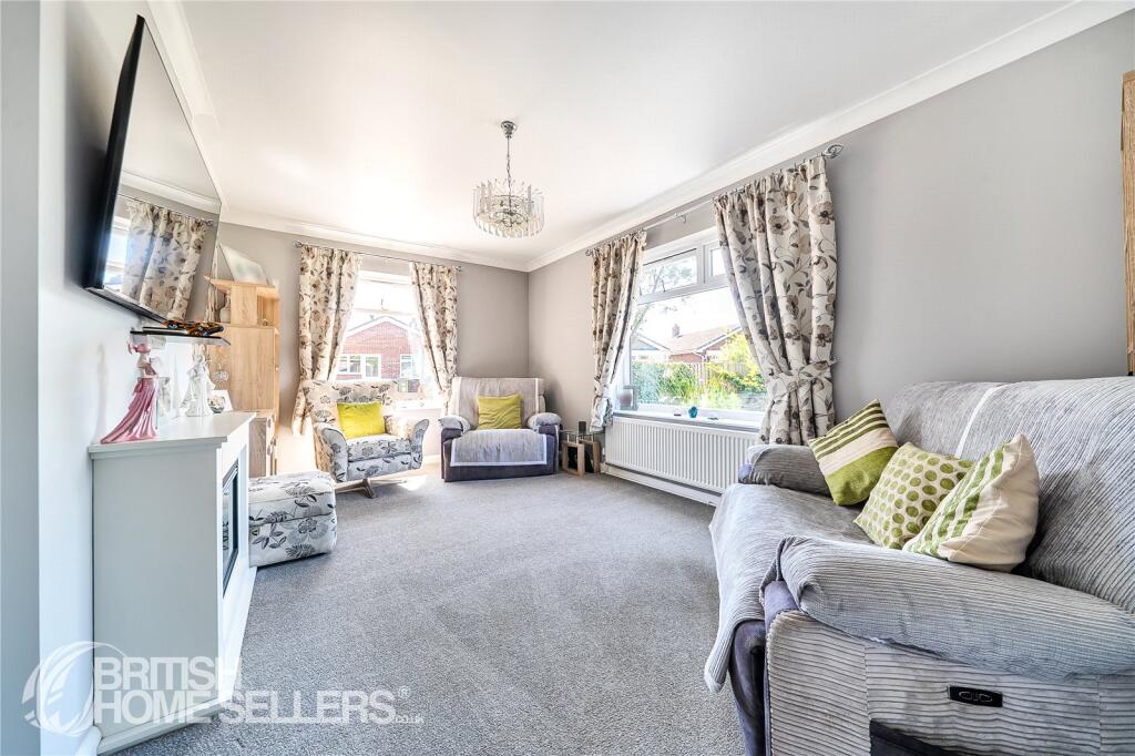 House in East Lindsey, Wainfleet All Saints - More
