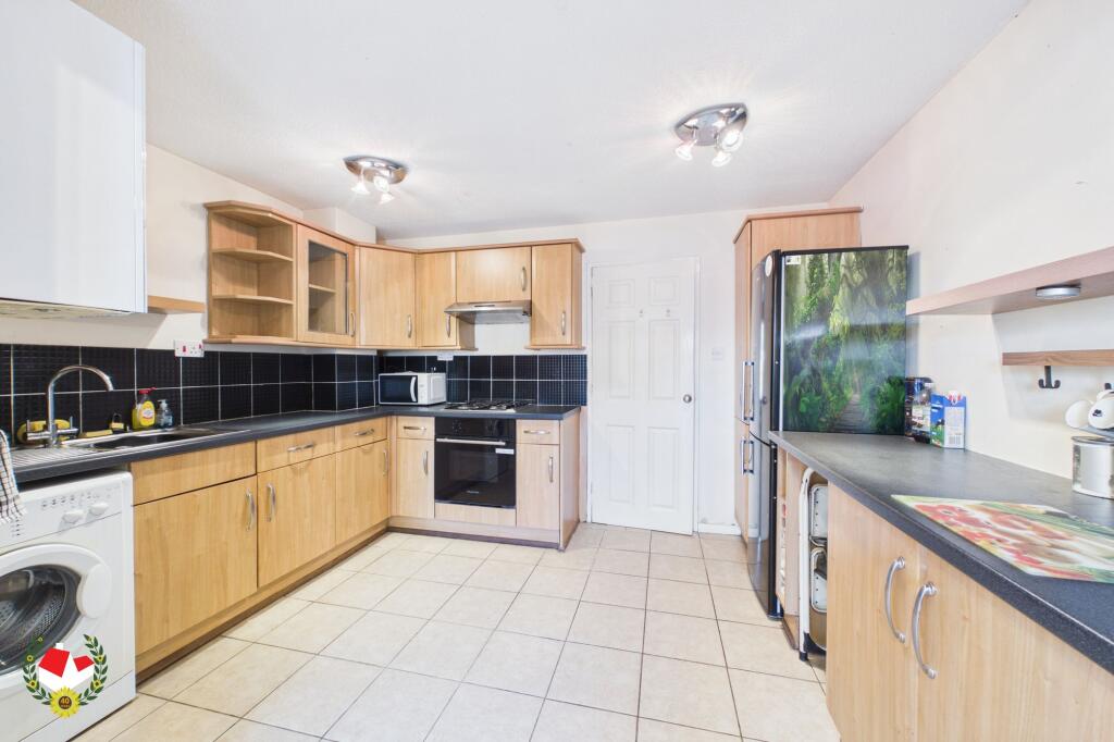 House in Gloucester, Gloucestershire - View 2