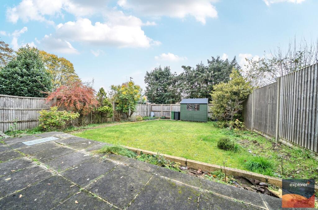 House in Basingstoke and Deane, Kempshott - View 2