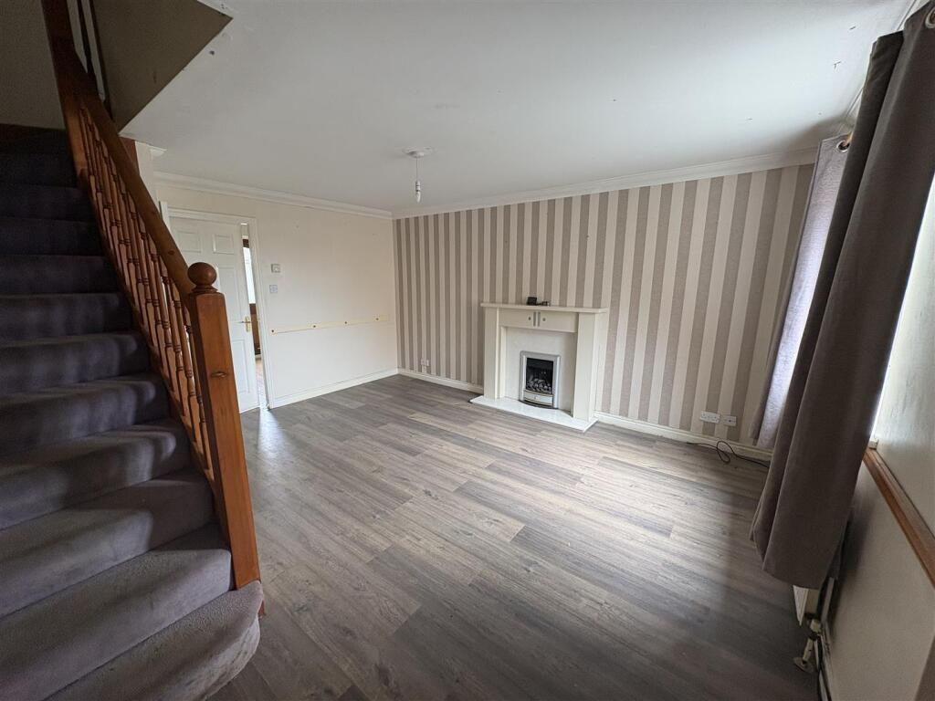 Additional image 2 of Oakenshaw Court, Wyke, Bradford