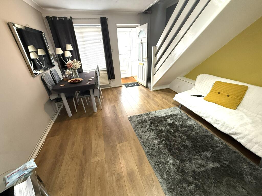 House in Poole - View 4