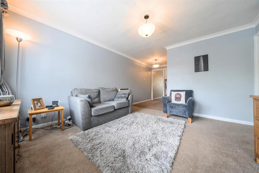 Woodlands Road, North Bersted photo 3