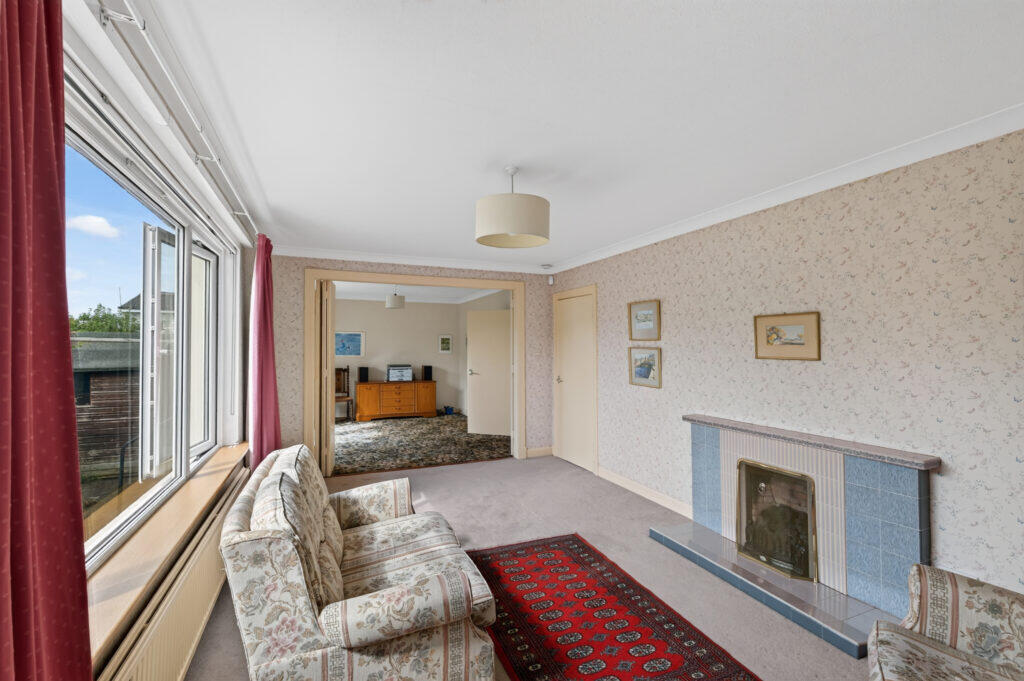 25 Frogston Terrace, Edinburgh, EH10 7AE photo 4
