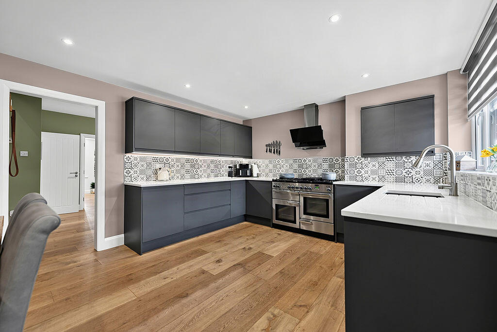 House in Portsmouth - View 5
