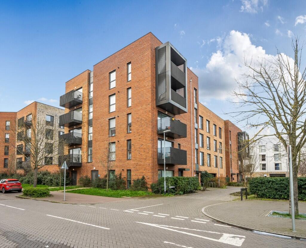 Main image of property: Henty Close, Cambridge, Cambridgeshire, CB2