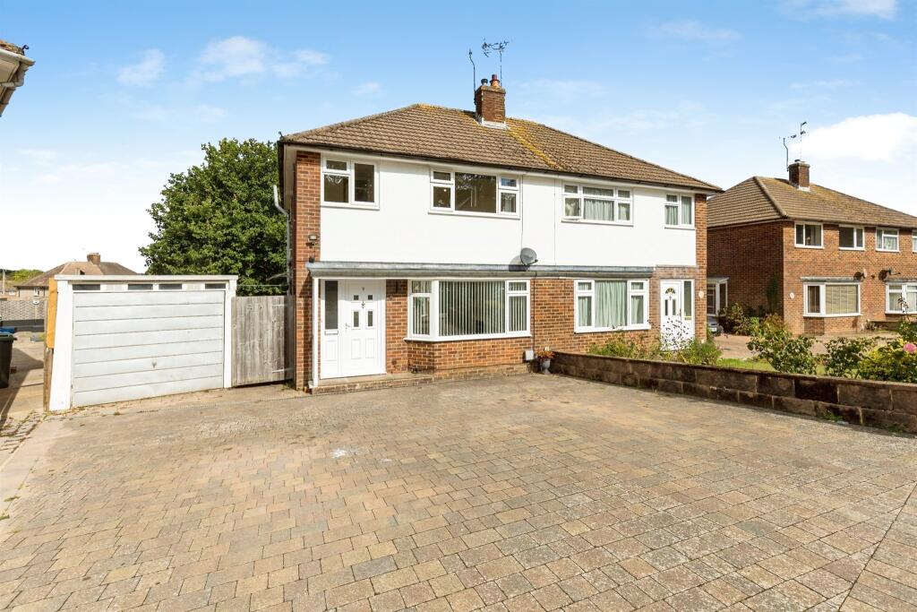 Main image of property: The Vineries, Burgess Hill