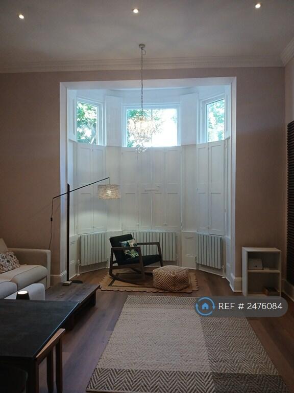 Apartment in London, Earl's Court - View 4