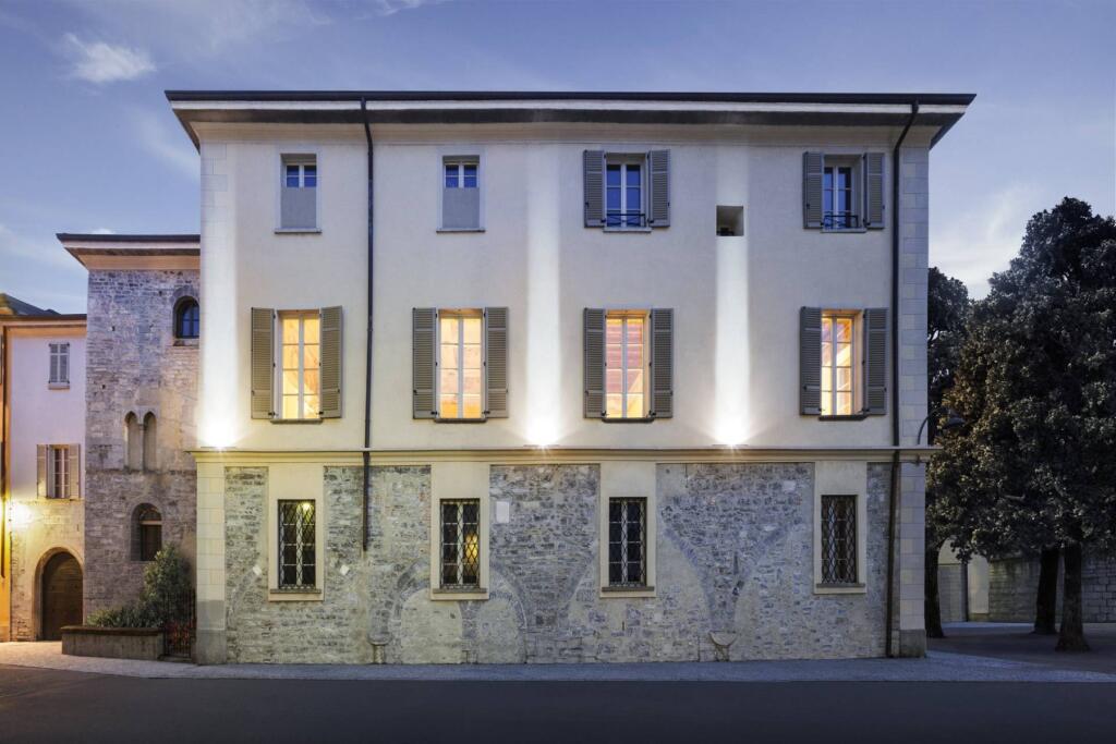 Main image of property: Lombardy, Como, Como
