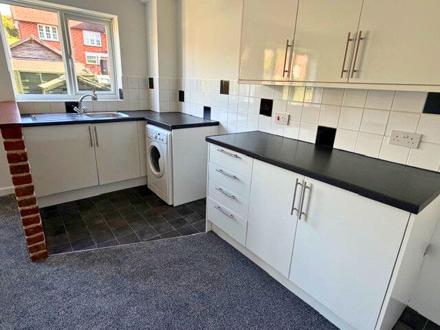 House in Portsmouth - View 3