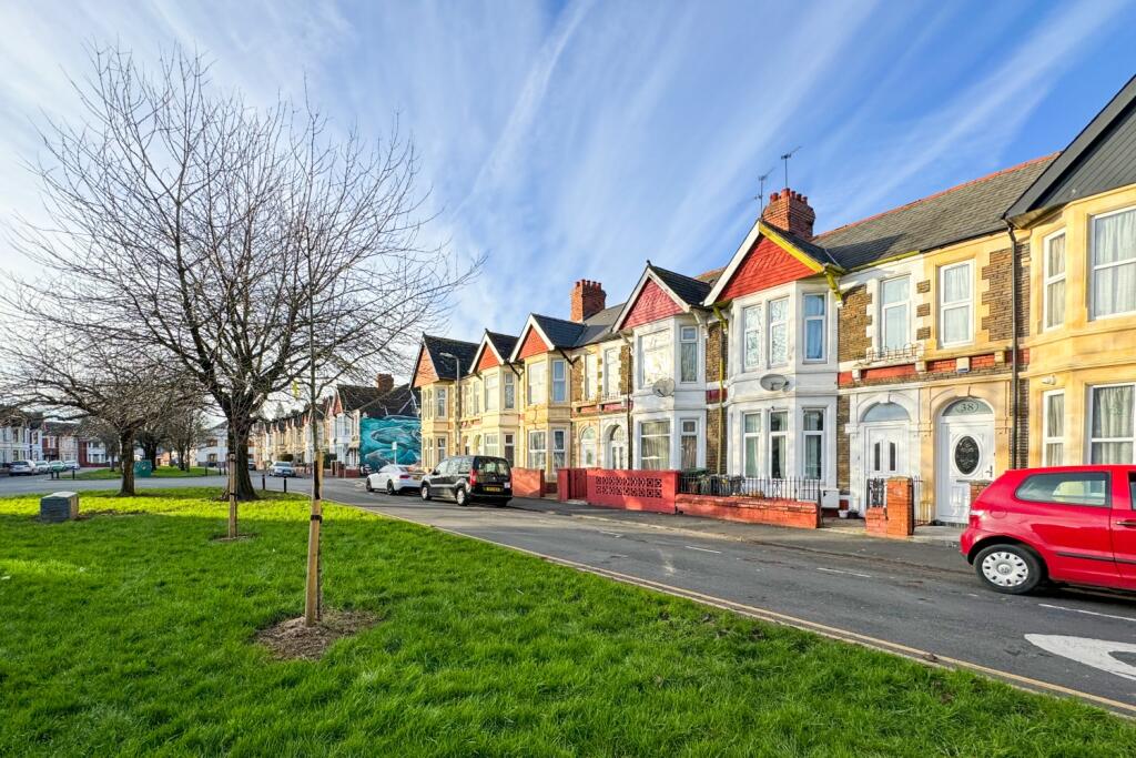 Main image of property: Merches Gardens, Riverside