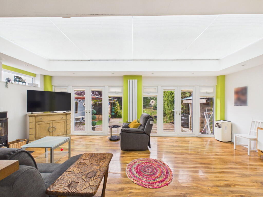 House in Adur, Sompting - View 4