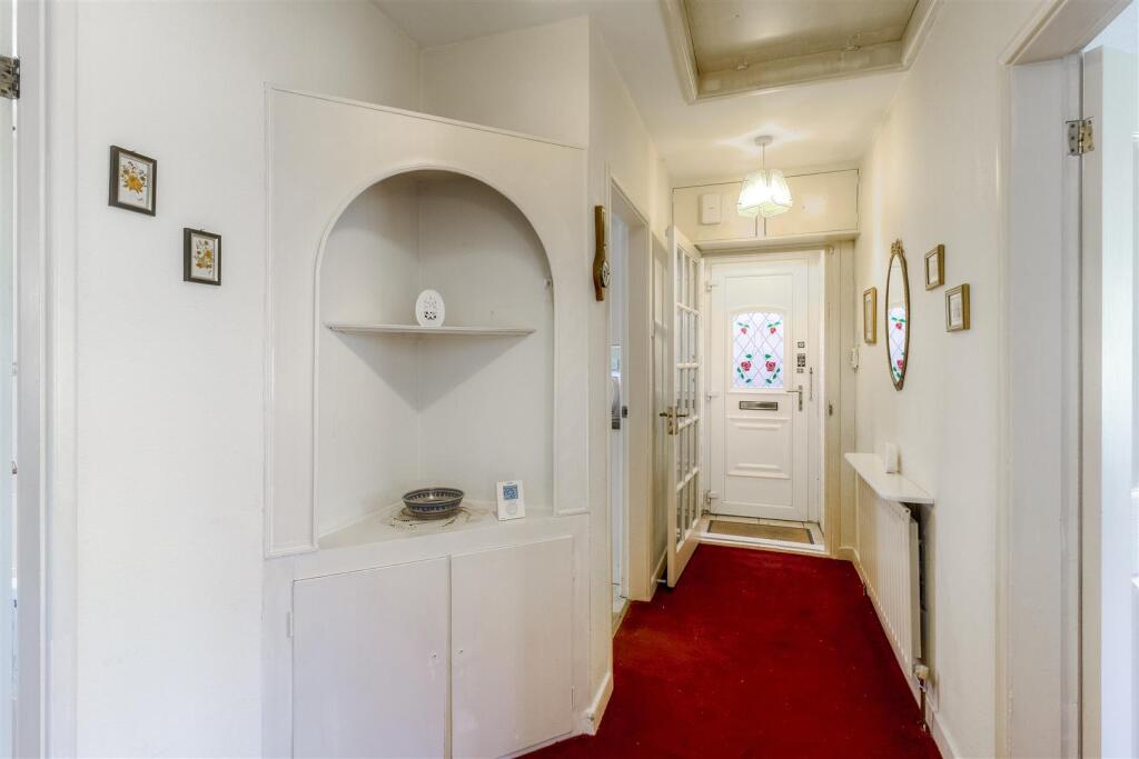 Cedar Way, 'The Pyghtle', Wellingborough - View 2