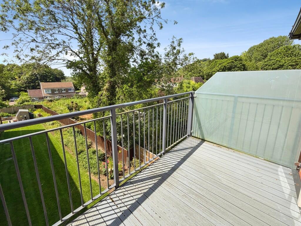 Apartment in Warminster, Wiltshire - View 5