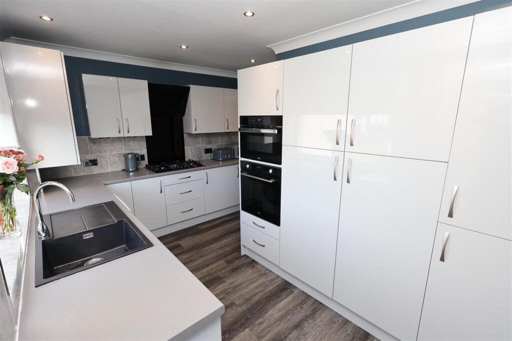 House in Paisley - More