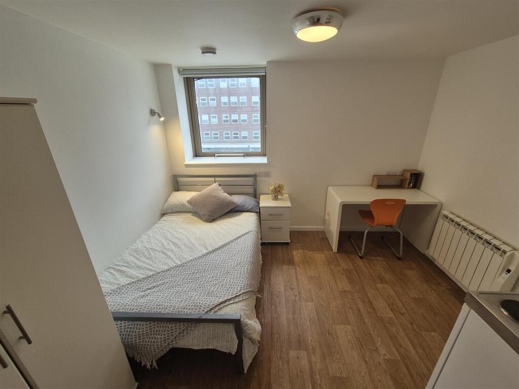 Main image of property: BILLS INCLUDED!