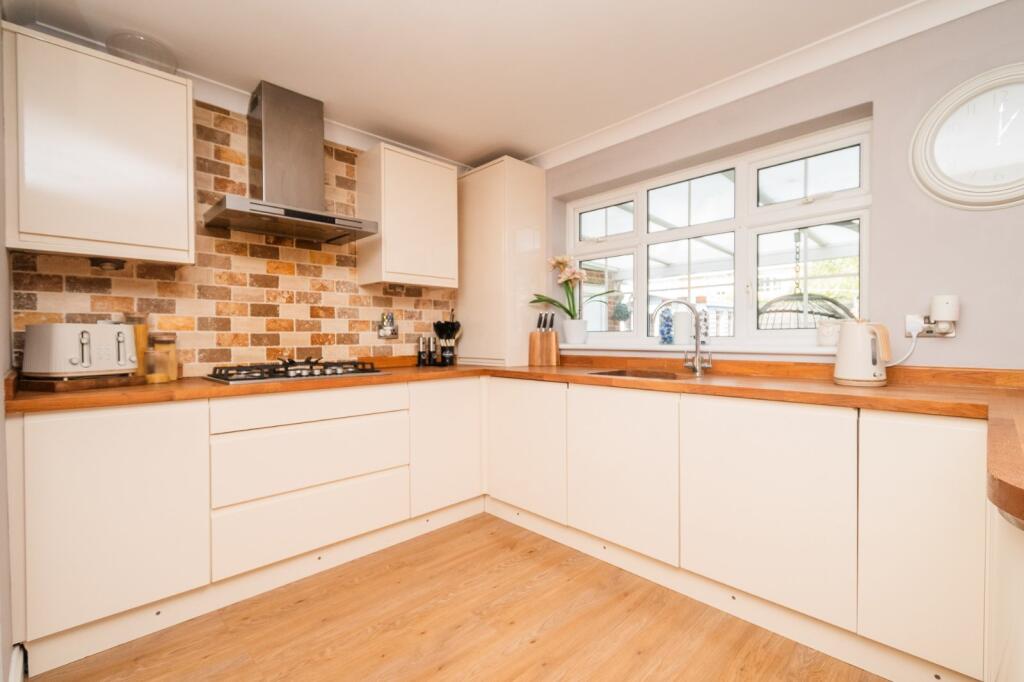 House in Canterbury - View 3