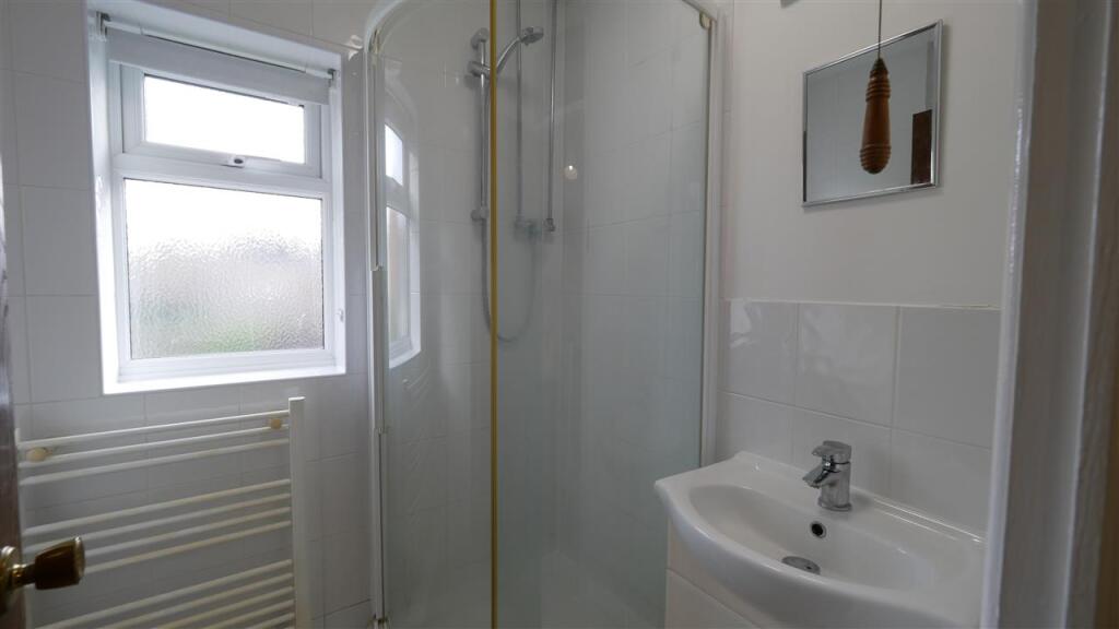 Waveney Road, St Ives - View 6