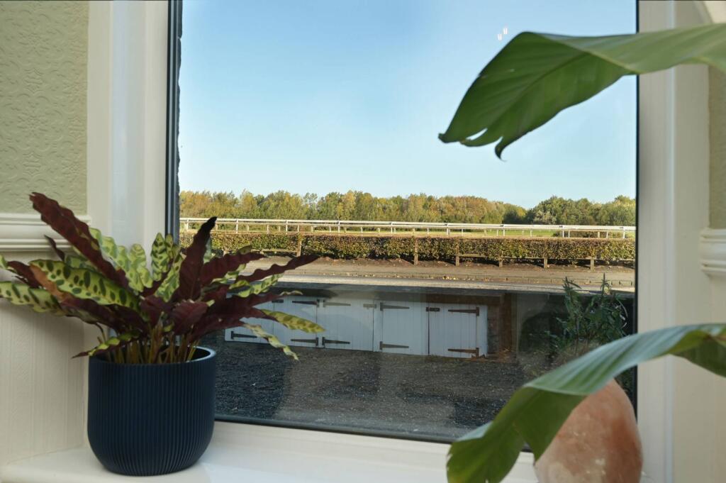 Apartment in Edinburgh, East Lothian - View 4