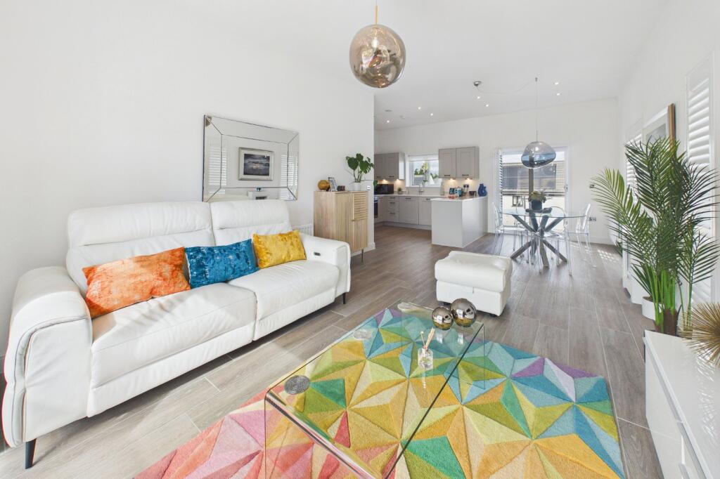 Apartment in Leeds - View 3