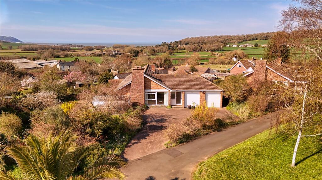 Manor Park, Old Cleeve, Minehead, Somerset, TA24 photo 3