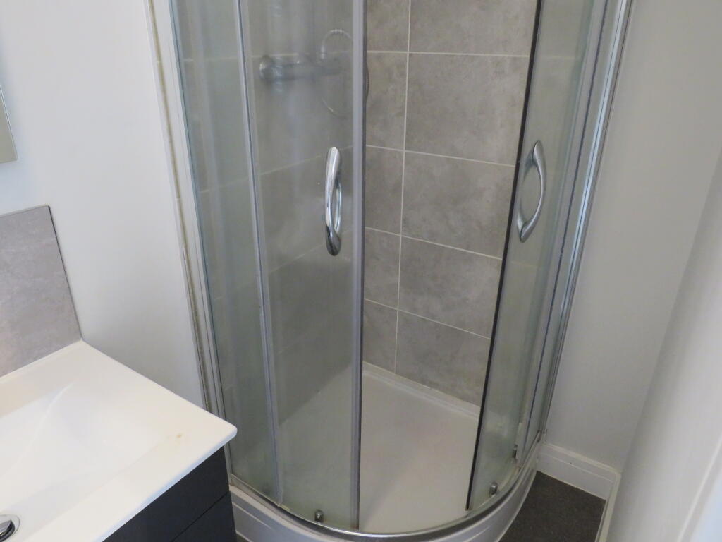 Apartment in West Suffolk, Newmarket - View 4