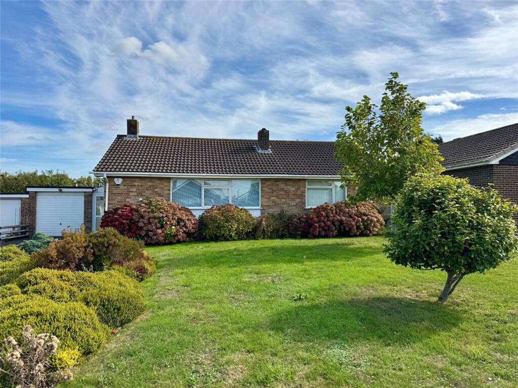 Main image of property: Prestwood Close, Barton On Sea, Hampshire, BH25