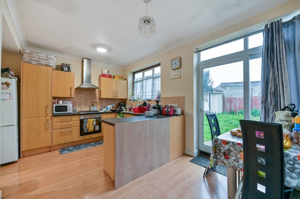 Main image of property: The Drive, Isleworth, TW7