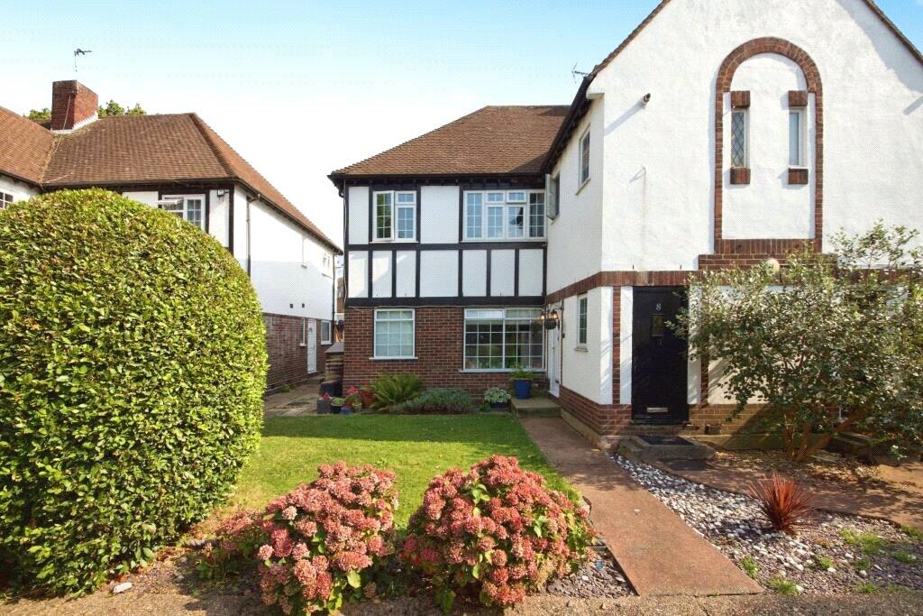 Main image of property: Barrowell Green, London, N21