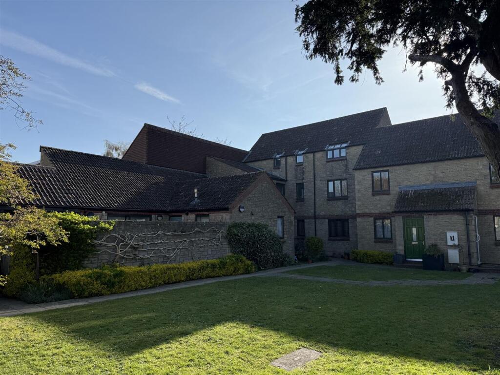 Main image of property: Beechfield Road, Corsham
