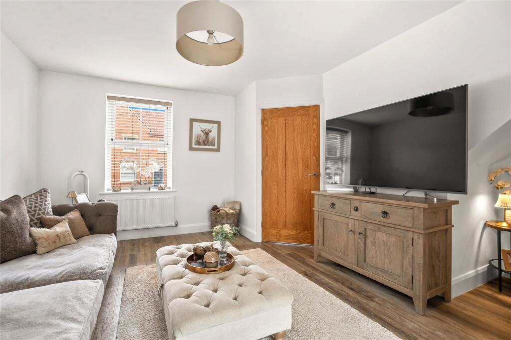House in Nottingham - View 5