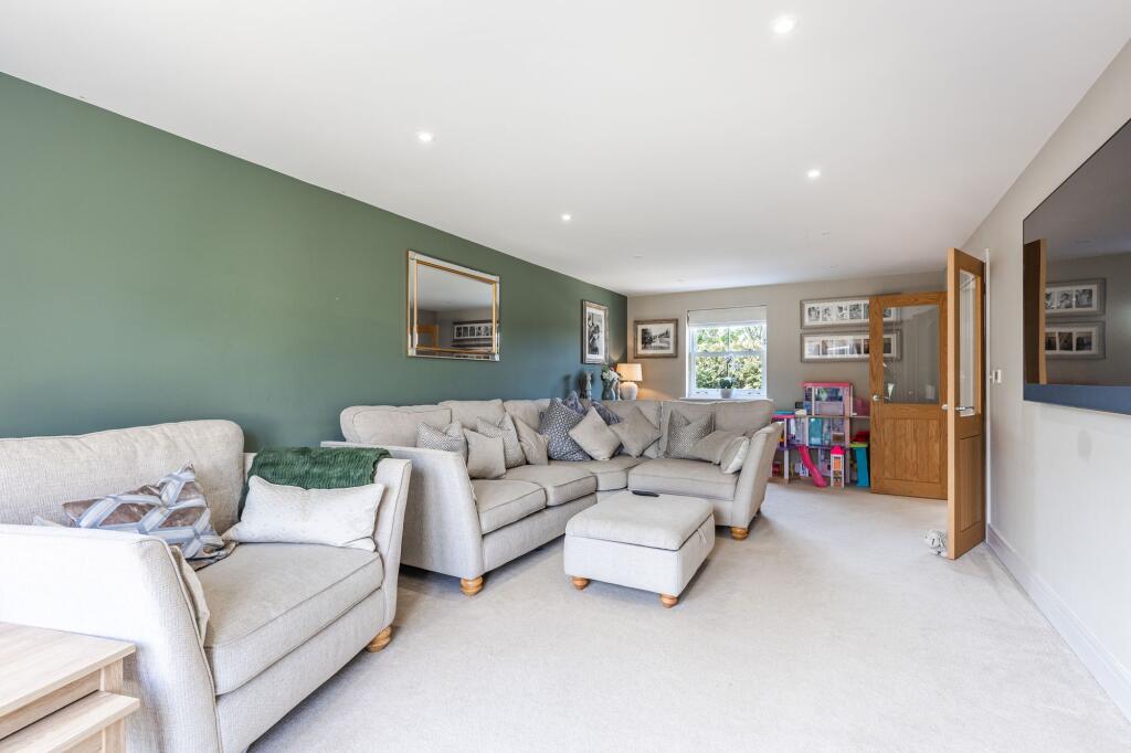 House in King's Lynn and West Norfolk, Northwold - More