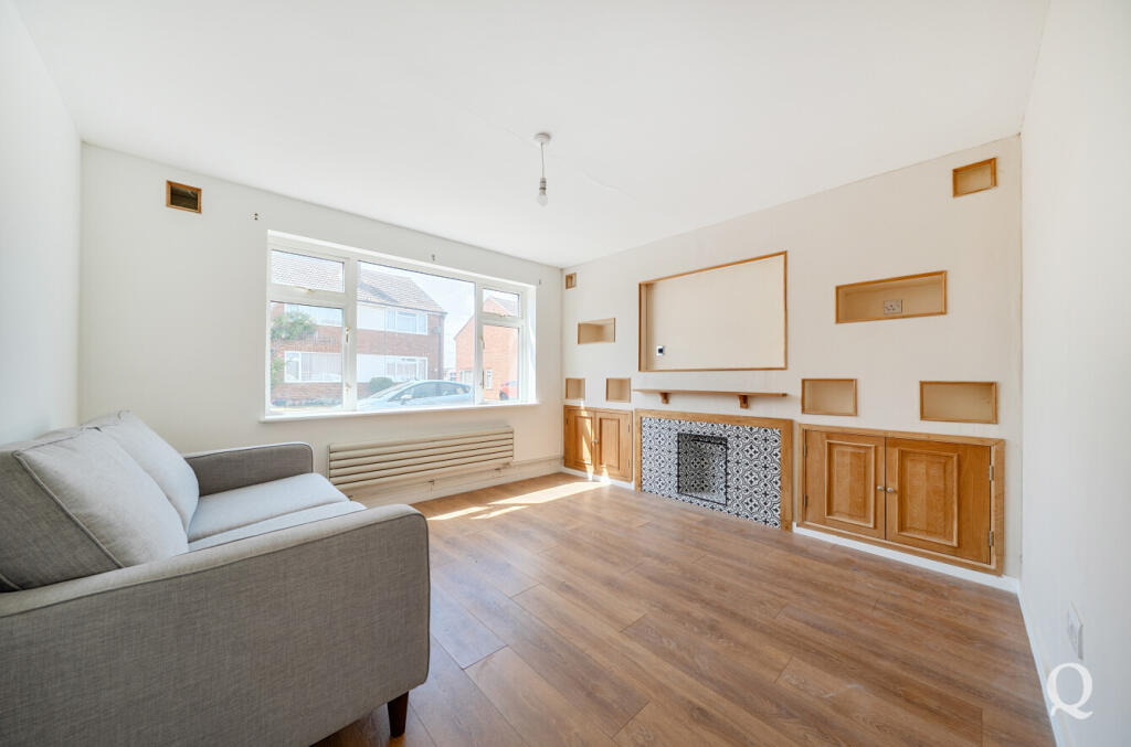 House in Swale, Grove Park, Milton Regis - View 4