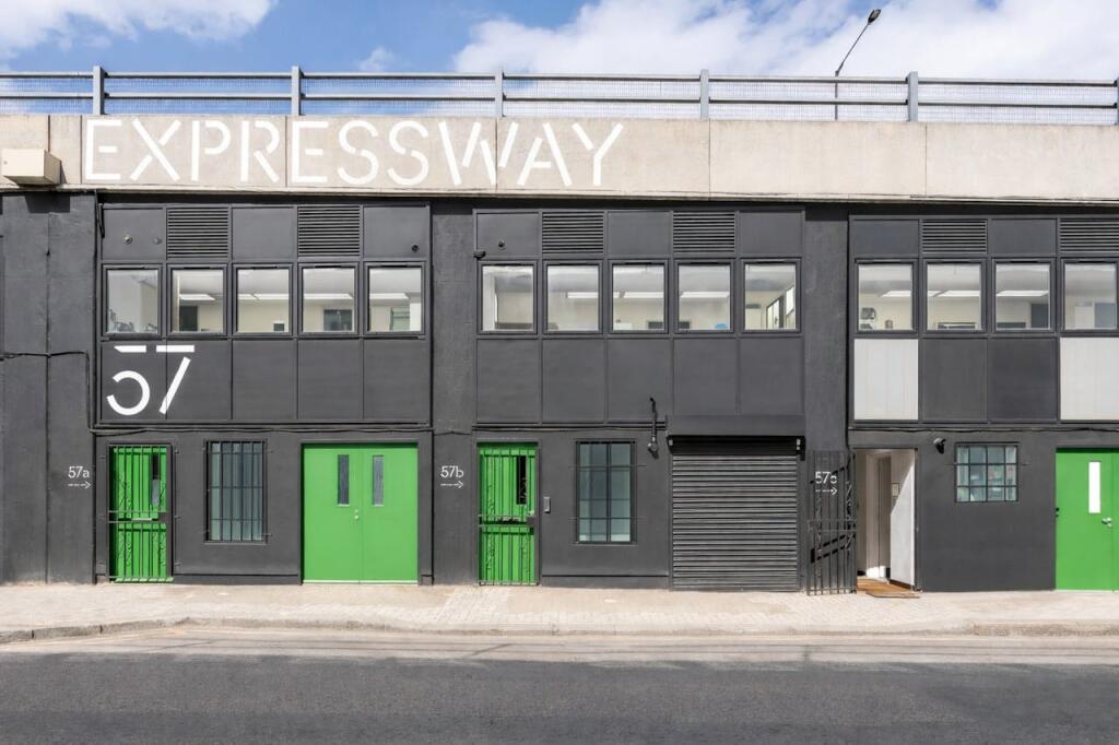 Main image of property: Expressway Storage Units, Dock Road, London, E16 1AH