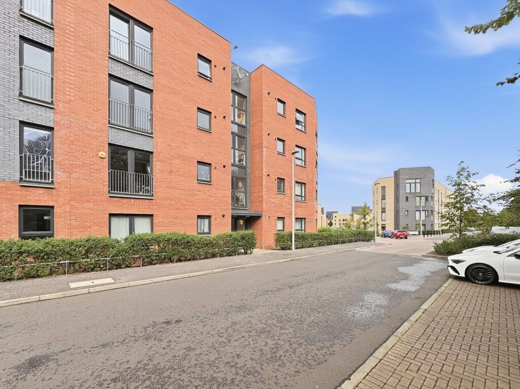 Main image of property: 229B/8 Niddrie Mains Road, Craigmillar, Edinburgh, EH16