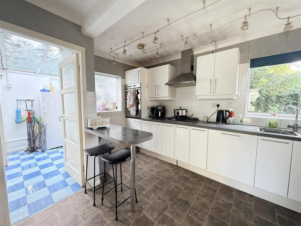 House in Dudley - More