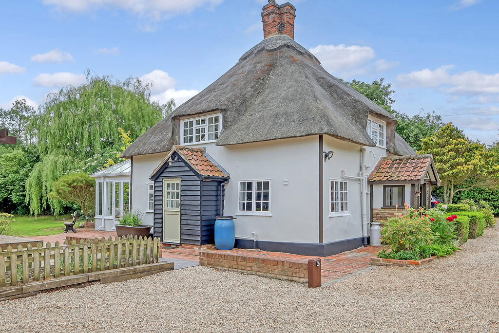 Main image of property: Buttleys Lane, Great Dunmow