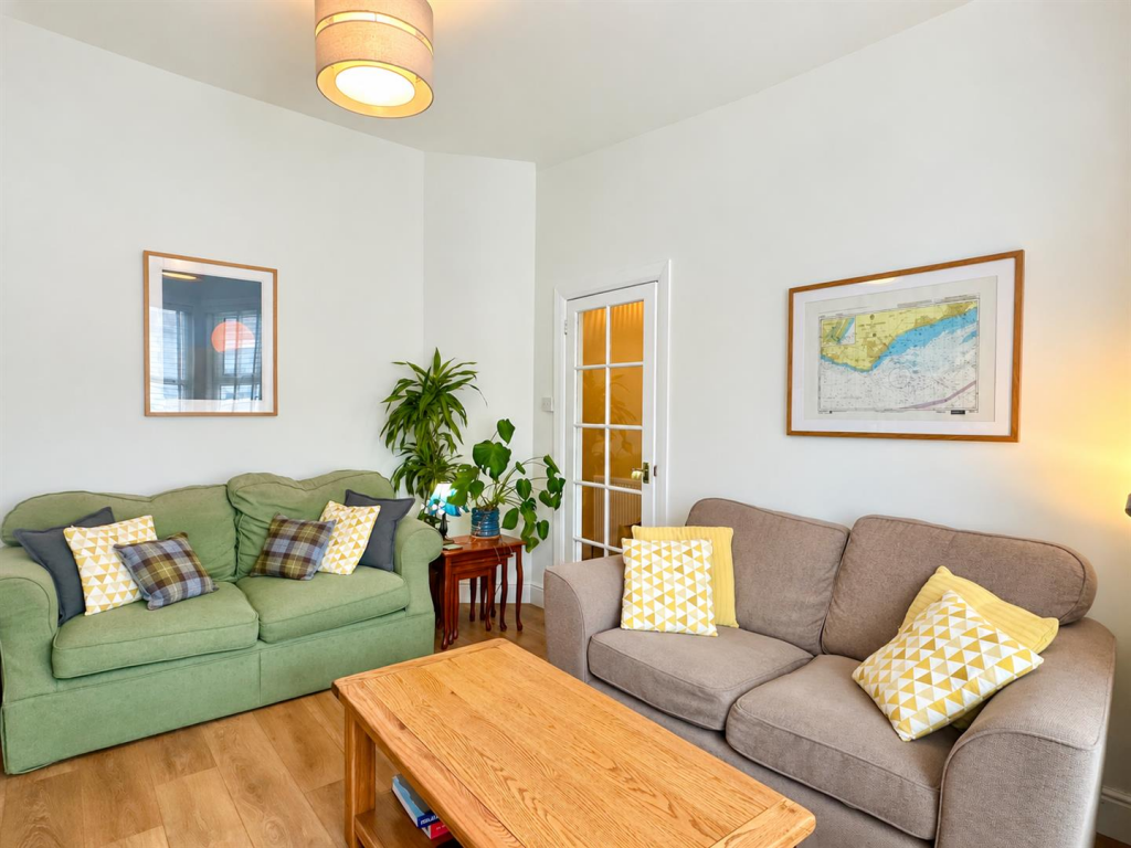House in Hastings, Trinity Triangle, Blacklands - View 4