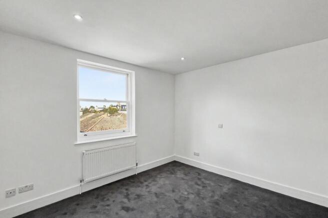 198 Upper Richmond Road West, London SW14 8AN