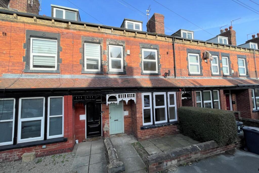 Main image of property: Roman Place, Roundhay, Leeds