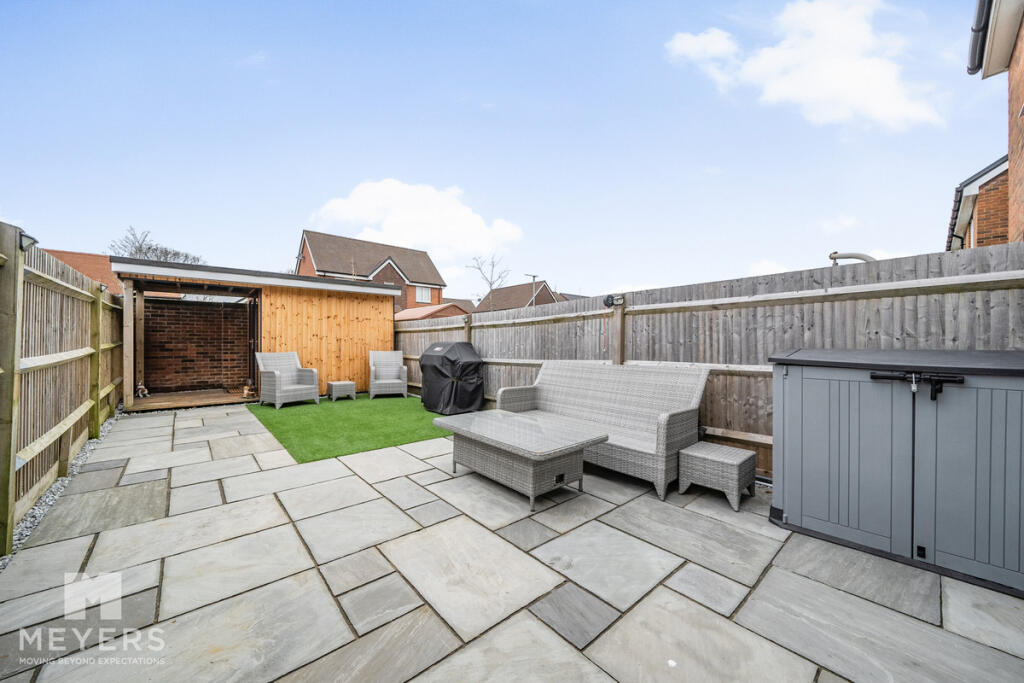 House in Corfe Mullen - View 3