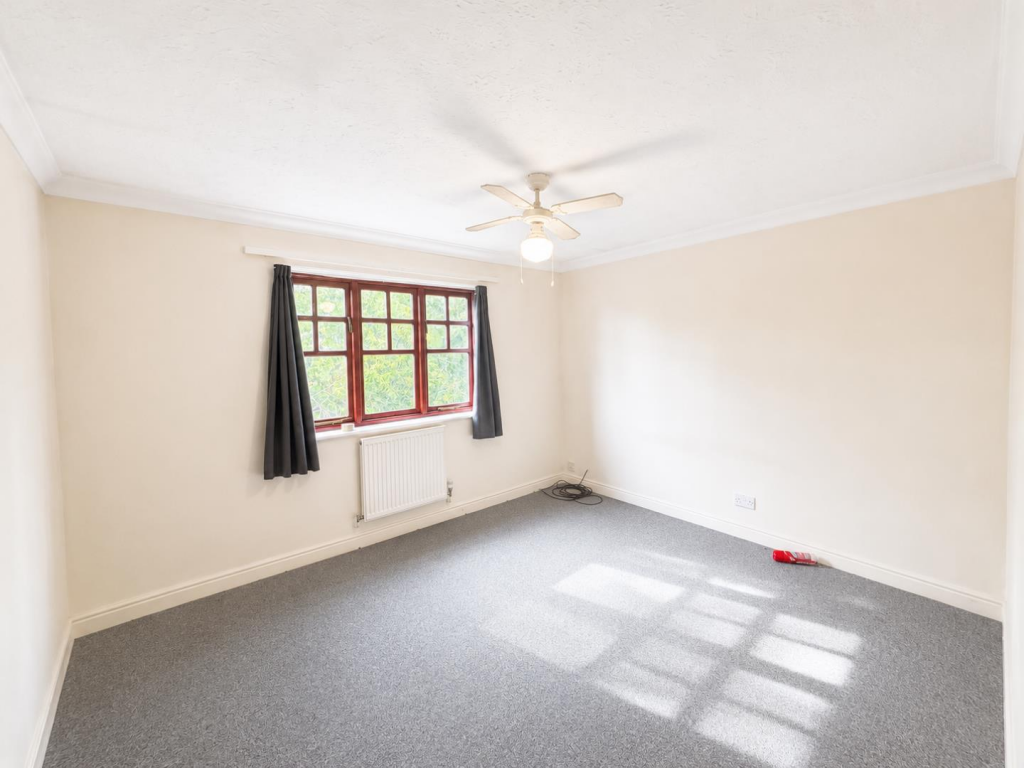 Macpherson Robertson Way, Mildenhall, Bury St. Edmunds photo 4
