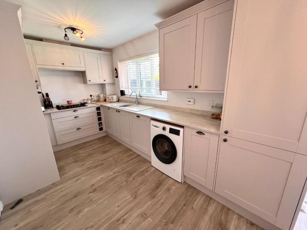 House in Duston, Marina Park, Upton - View 5