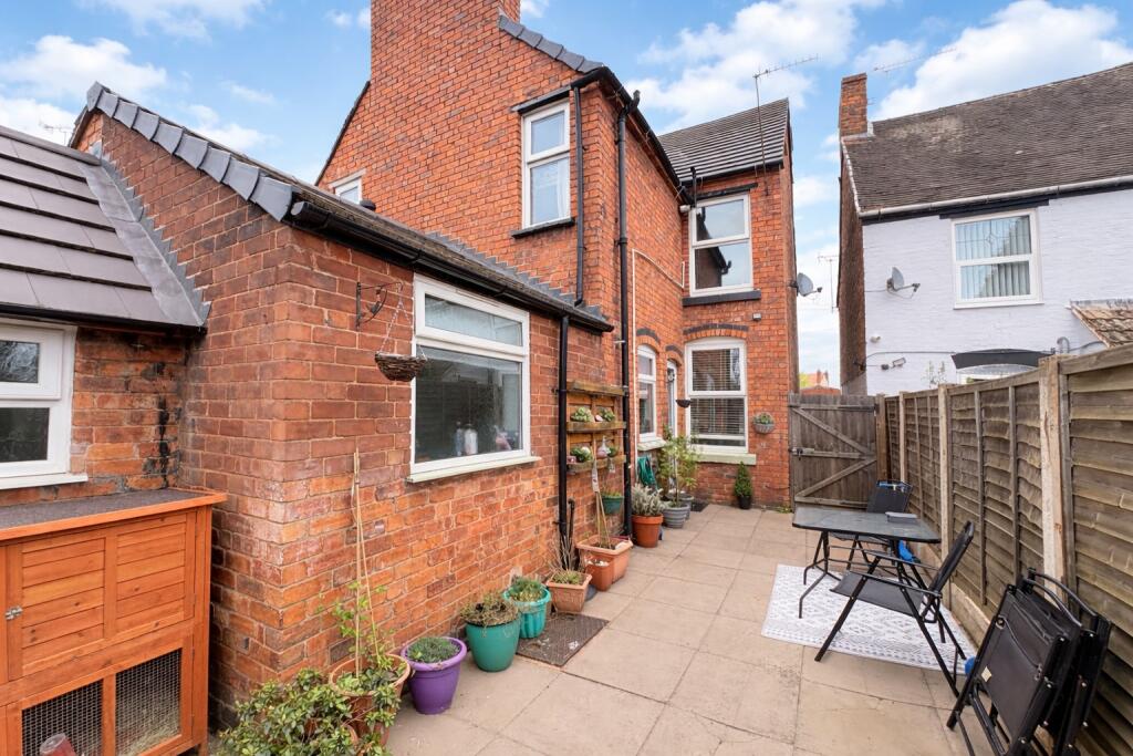 Main image of property: Broad Street, Cannock, WS11