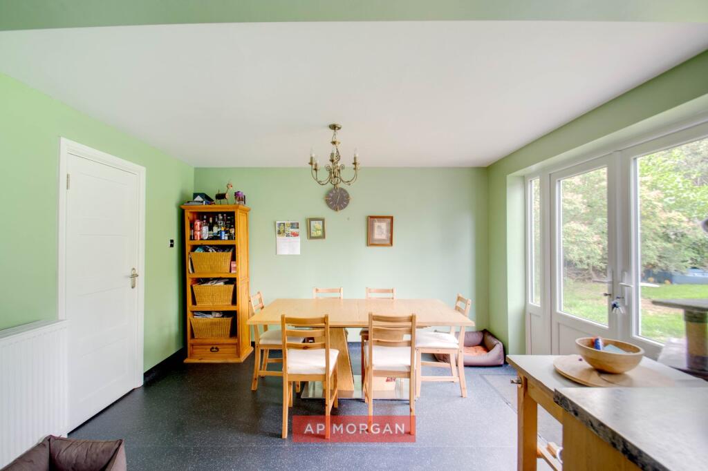 Wolverton Close, Ipsley, Redditch, Worcestershire, B98 photo 4