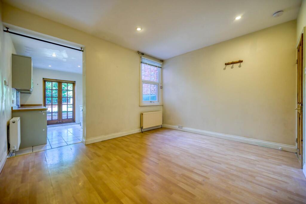 House in Reading - View 4