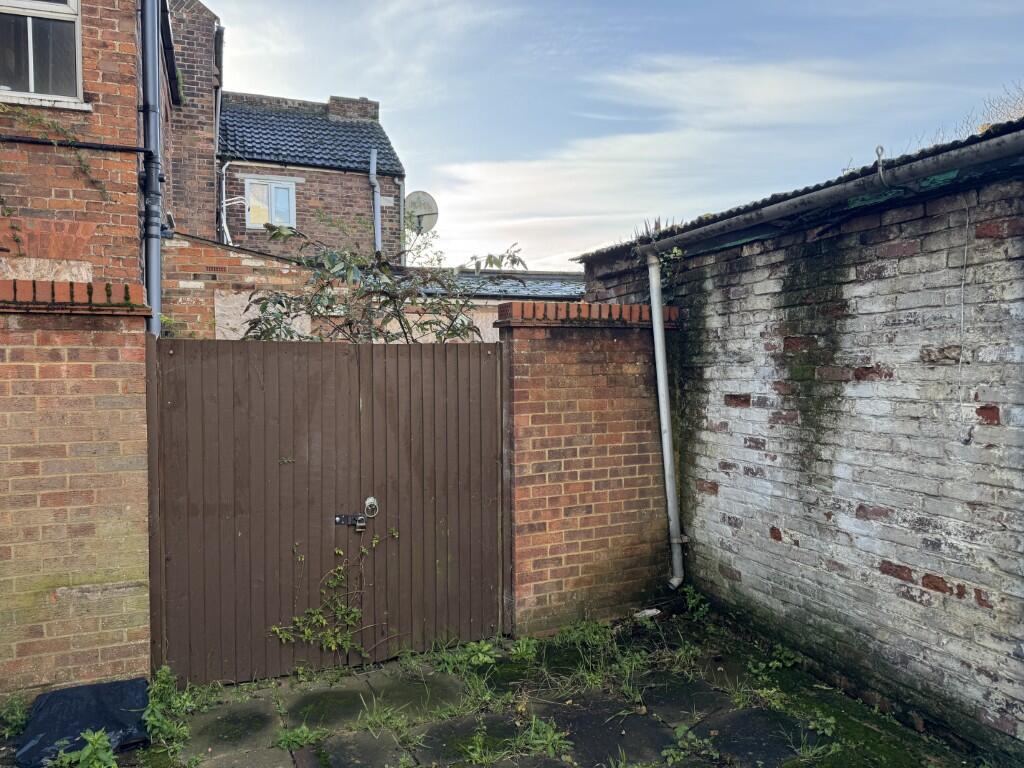 7 Blackfriars Road, King's Lynn PE30 1NR photo 3