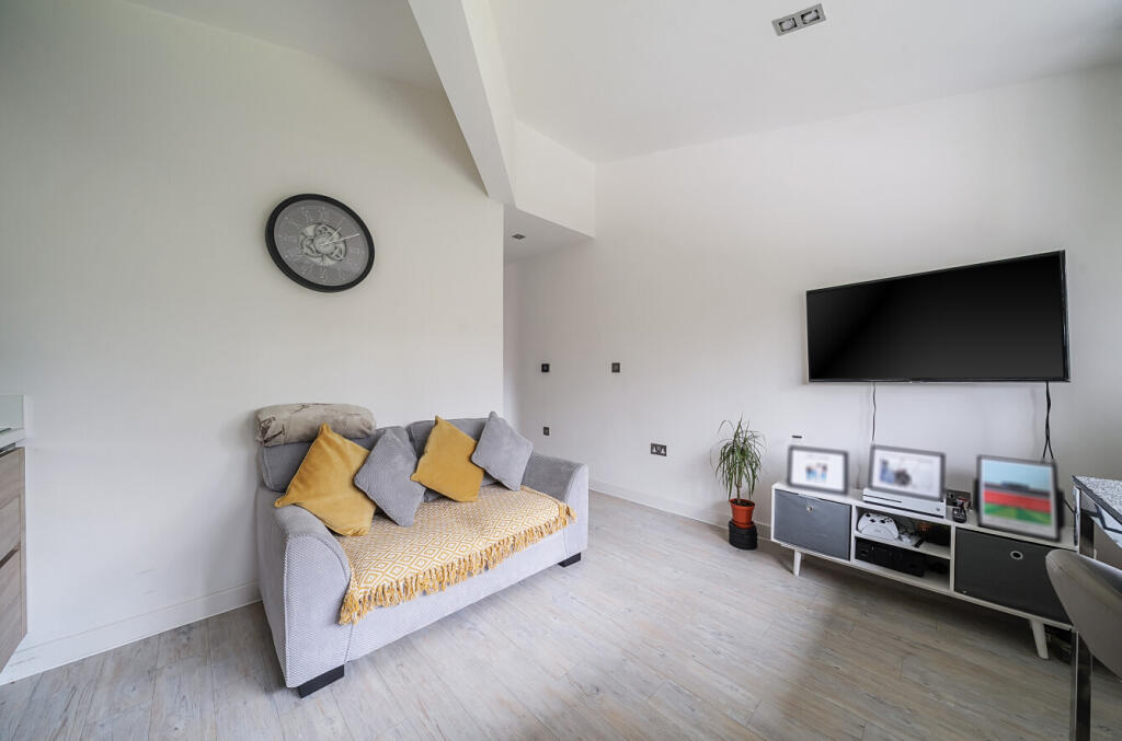 Apartment in Basingstoke and Deane, Mapledurwell and Up Nately - More