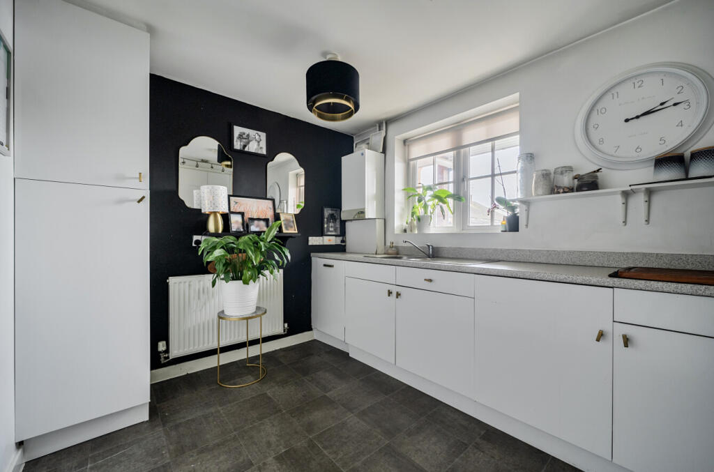 Main image of property: Arthur Close, Cookham, Maidenhead, SL6