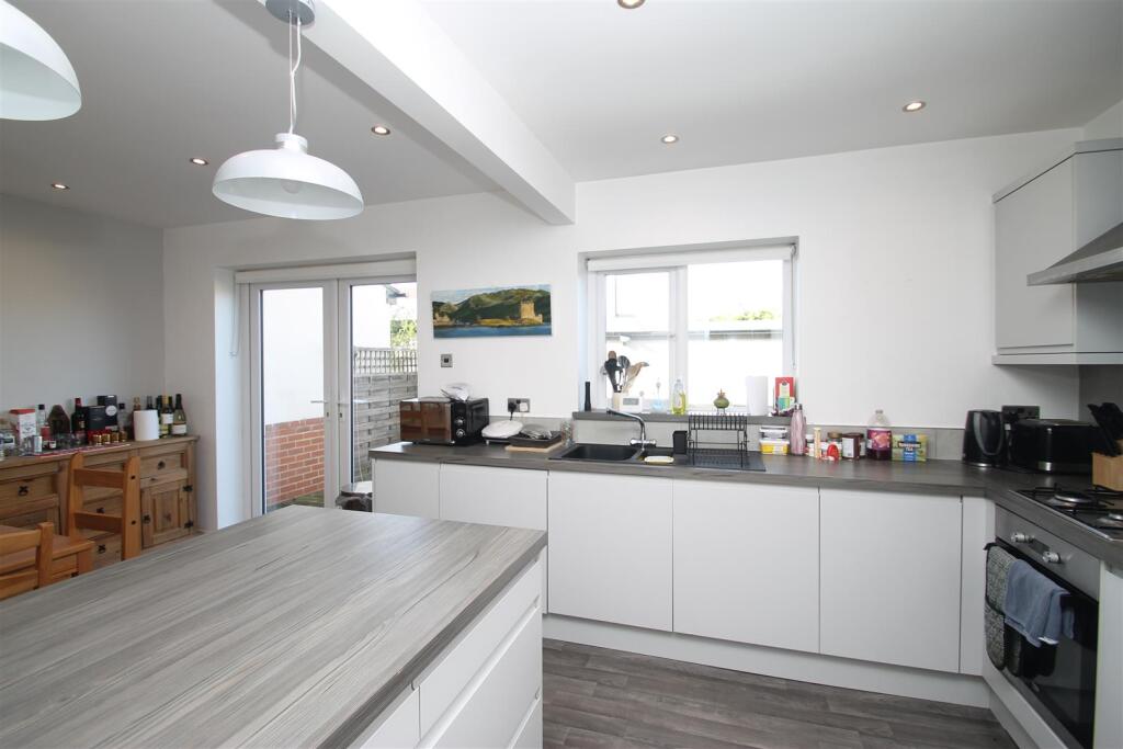 Beech Avenue, Harrogate photo 2