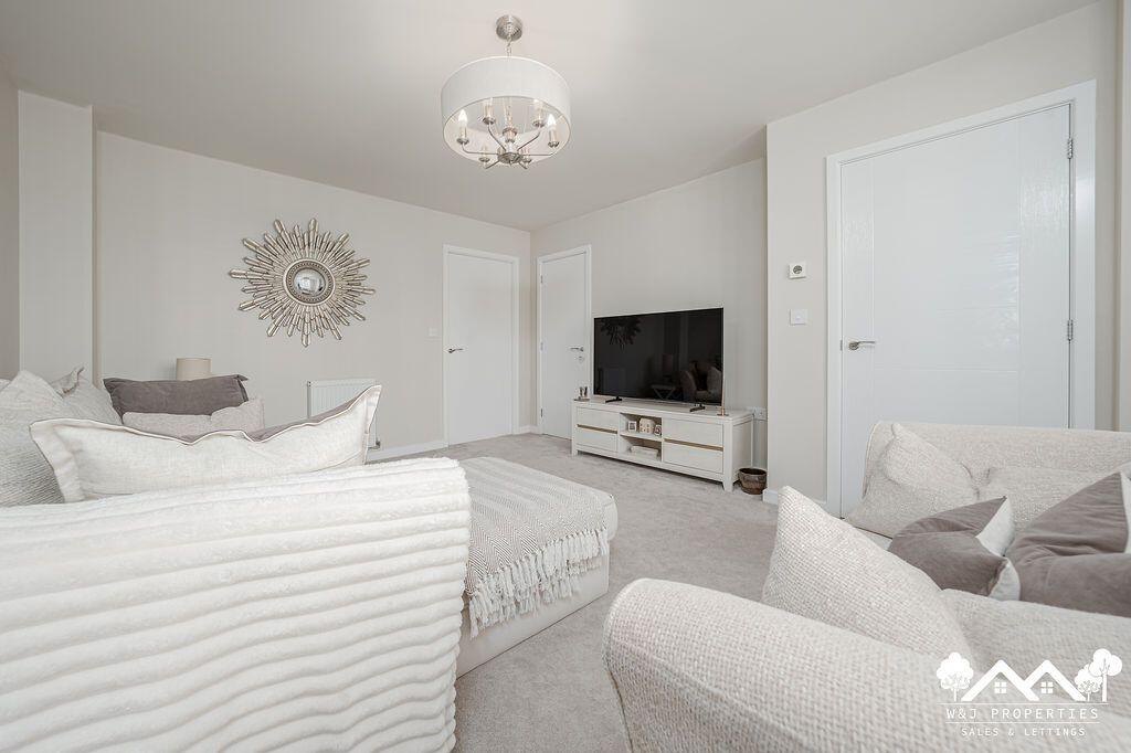 Halsmeadow Lane, Whiston, L35 1AT photo 4